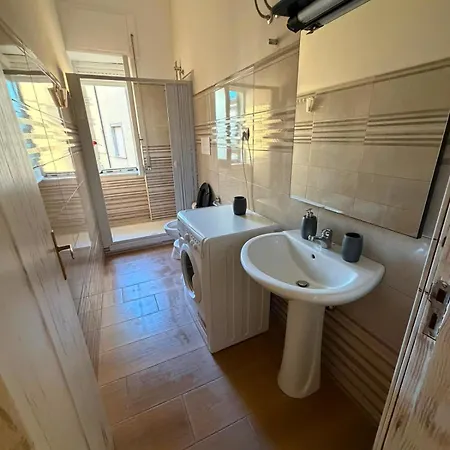 Maddie House * Tortora